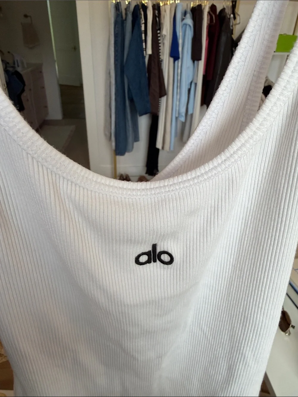 ALO Yoga White Ribbed prosper Tank